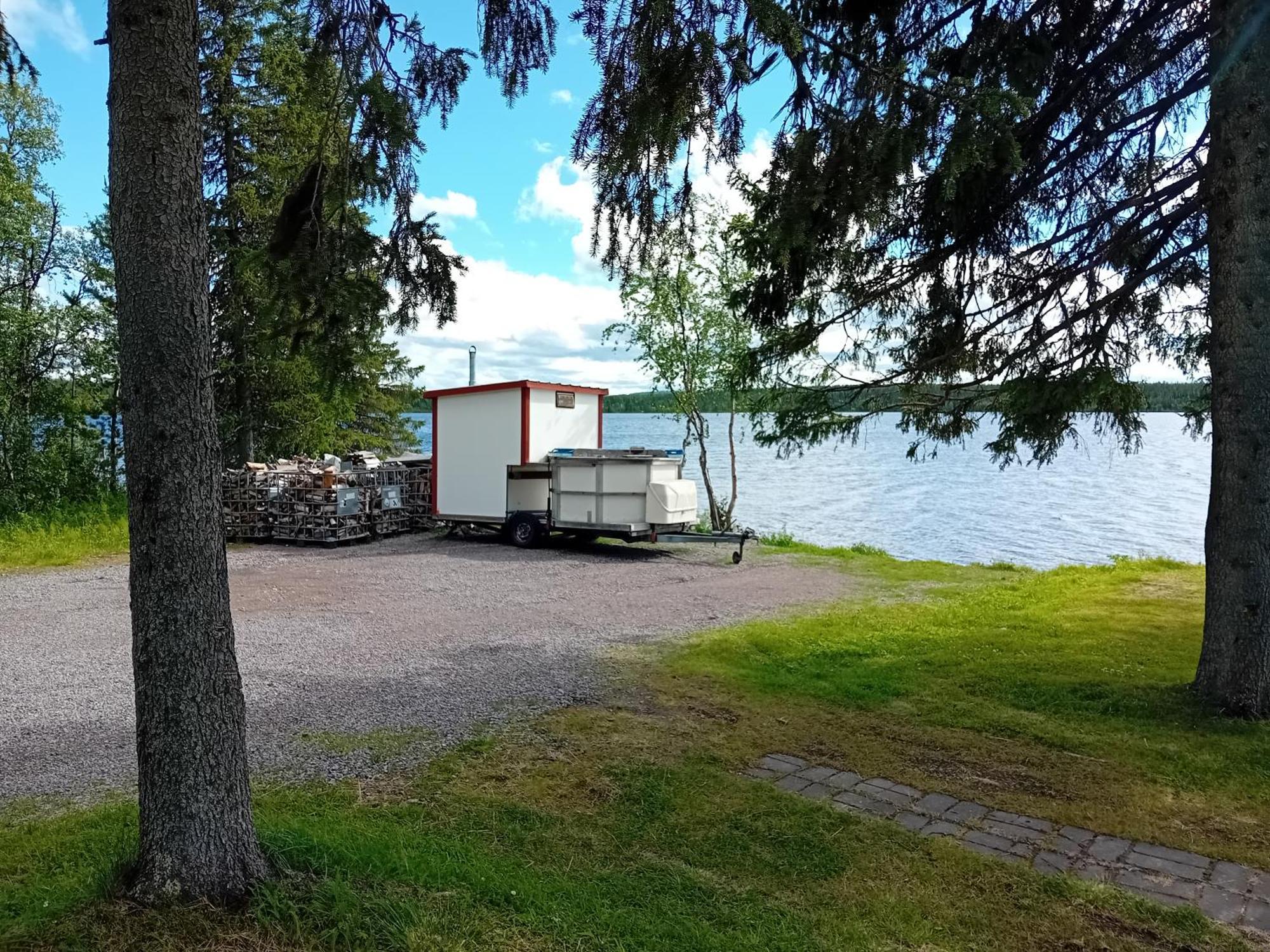 Lakeside Aurora Holiday home *